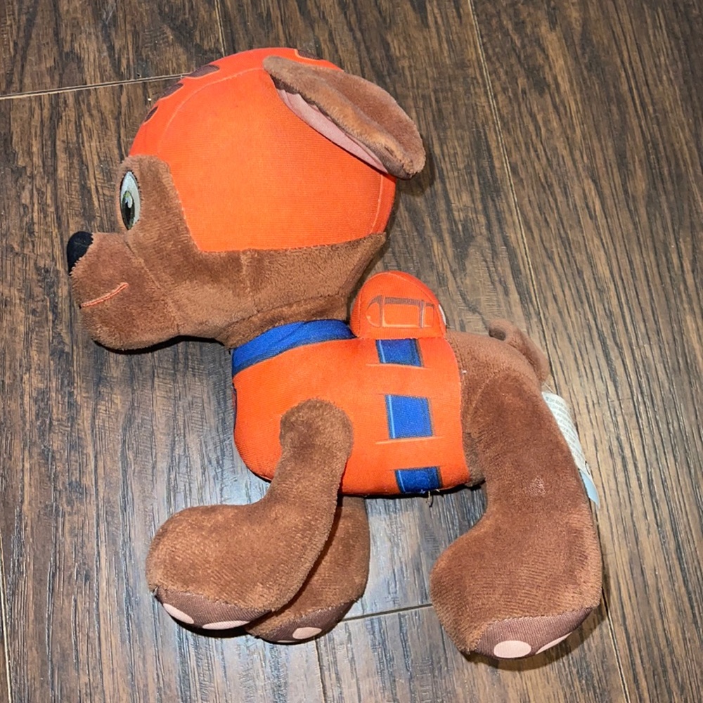 Paw patrol Zuma plush toy 8”